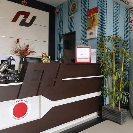 Reddoorz Plus Near Fort Rotterdam Makasar Zewnętrze zdjęcie